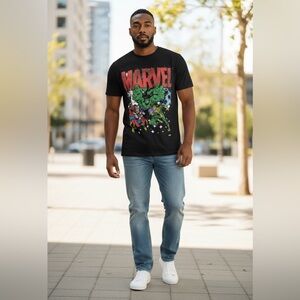 Old navy Marvel t shirt large